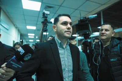 Dan lectura de sentencia a Hernán Rivas por uso de título falso
