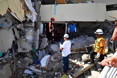 Terremoto en Venezuela: Rescatan con vida a un niño tras seis días bajo escombros