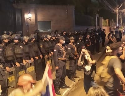 Convocan a protesta frente a residencia de Cartes