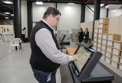 TSJE impulsa alquiler de máquinas de votación