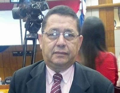 Jefe de Gabinete de CDE muere a causa de Covid-19 y “falta de terapia”