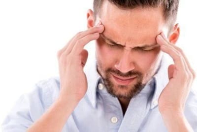 Migraña, insomnio y acidez: síntomas que no conviene normalizar