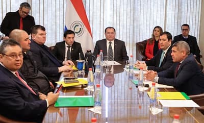 Comisión investigadora del Congreso inicia con controversia