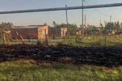 Incendio en cancha del Ovetense casi alcanza vestuarios