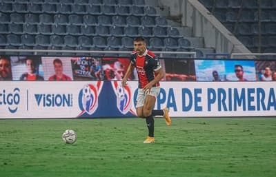 Tres encuentros se desarrollarán este domingo por la fecha 17 del Apertura