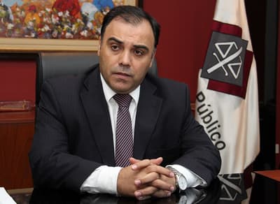 Denuncian a Díaz Verón por enriquecimiento ilícito
