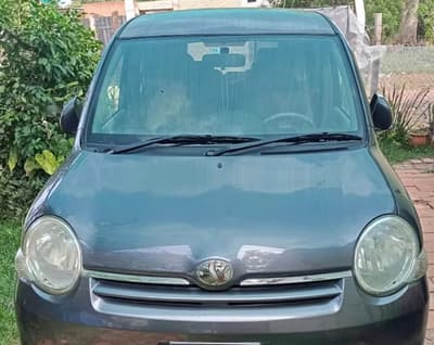 Jubilado del IPS vende su auto para pagar cirugía de su esposa