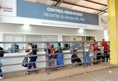 Paraguay mejorará control fronterizo con datos de Interpol