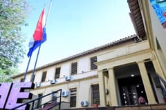 Salud rechaza renuncias de médicos especialistas