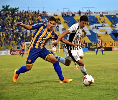 Luqueño recibe a Santaní en duelo por la permanencia