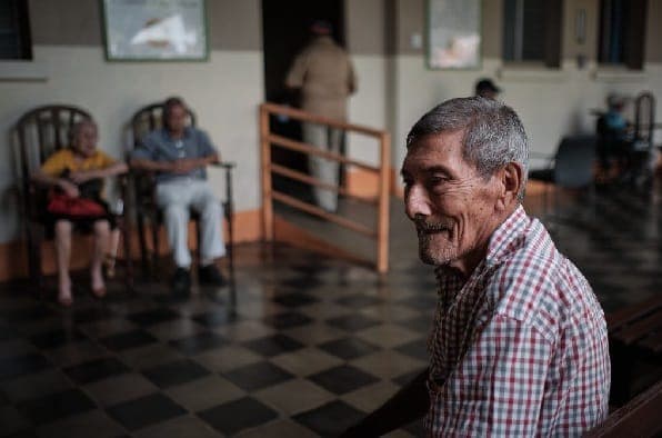 Día Mundial de la Vejez: piden frenar el maltrato a mayores