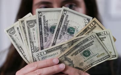 Remesas de compatriotas superan los USD 600 millones en 2024