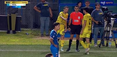 Presidente de Recoleta debuta en Primera División a los 51 años