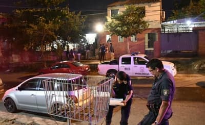 Asesinan a un hombre en el patio de su casa