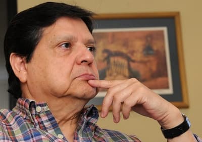 Nuevo ministro reconoce que se aferra a un “hierro caliente”