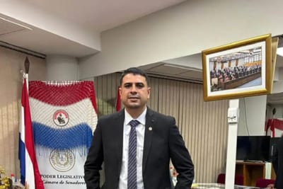 Expareja de Zenaida cobraba hasta G. 14 millones en Itaipú