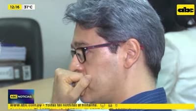 Chats revelan “pedidos” de Camilo a Cartes
