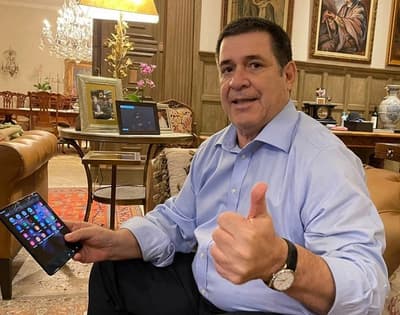 ¿Cartes ya puede viajar?: Abogado dice que analizará la situación 
