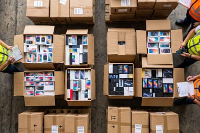 Importación de celulares supera a la de vehículos y gasoíl en el país