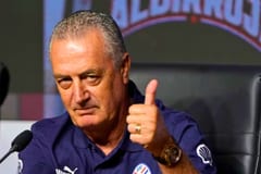 Hay acuerdo: Gustavo Alfaro sigue al frente de la Albirroja