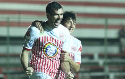 San Lorenzo gana en el debut del “Tiburón”