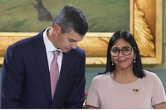 Santiago Peña ve a Paraguay con ventaja en la carrera de IA
