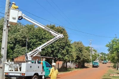 ANDE anuncia cortes de luz en 15 zonas este viernes