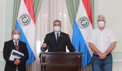 Abdo Benítez suspende construcción de puente para redireccionar dinero