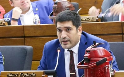Honor Colorado falla en intento de desaforar a Espínola