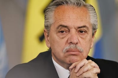 Expresidente argentino imputado por violencia de género