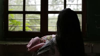 Niñas entre 10 y 14 años dan a luz a diario en Paraguay