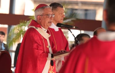 400.000 paraguayos pasan hambre, afirma Cardenal en novenario de Caacupé