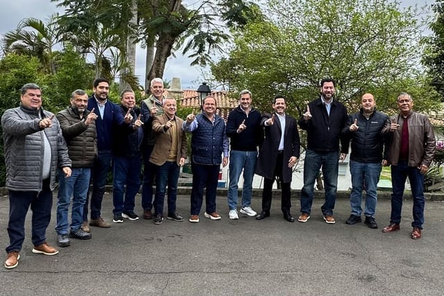Marito y Latorre concretan el “abrazo republicano” por Camilo Pérez