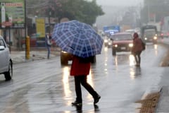Meteorología prevé lluvias intensas y vientos de 90 km/h