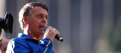 Bolsonaro suspende agenda política por salud delicada