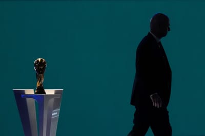 La FIFA pidió disculpas por el negocio del Mundial y respaldó a Gianni Infantino