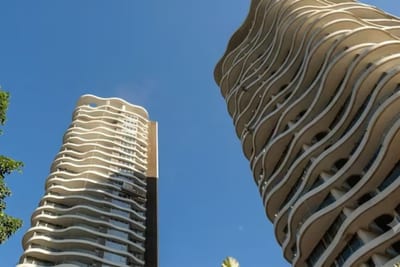 Fiscalía investiga muerte de ciudadano chino tras caer desde el piso 30 de un edificio en Asunción