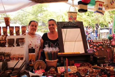Novedosa artesanía acapara la Expo Tereré