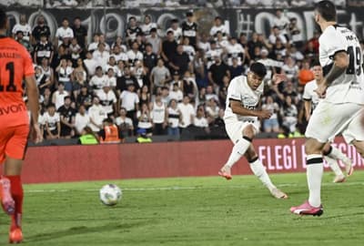 Olimpia celebra su coronación en una fiesta inolvidable