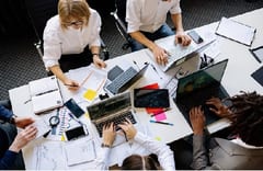 Empresas priorizan finanzas, habilidades blandas e IA