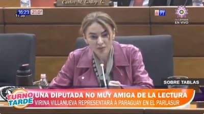 Virina Villanueva demuestra dificultad para lectura en sesión de Diputados