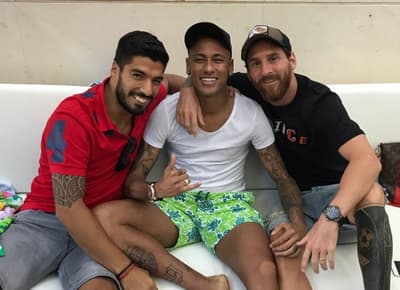 Messi se burla de Piqué en Instagram