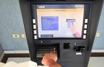 Jubilados de la Caja Fiscal cobran hoy sus haberes