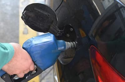 Suba de combustibles vuelve a golpear el bolsillo de usuarios
