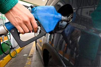 Combustibles vuelven a subir: emblemas privados aplican nuevo reajuste