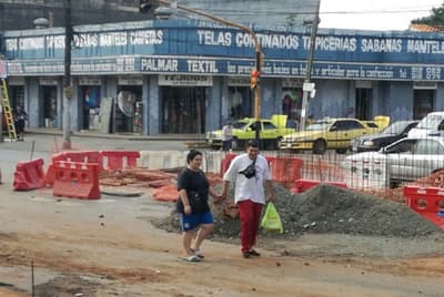 Ventas caen hasta el 70% en zona de obras del metrobús
