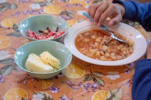 Ejecutivo aprueba millonario aumento para alimentación escolar