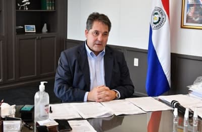 Abdo Benítez sigue sosteniendo a Melgarejo