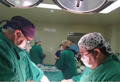 Hermanos de Capiatá protagonizan emotivo trasplante renal en FCMUNA