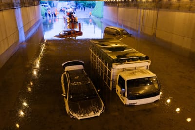 Chile bajo alerta roja por lluvias y tormentas eléctricas